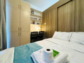 1BR Unit Condotel w Balcony FAME Residences -FM42